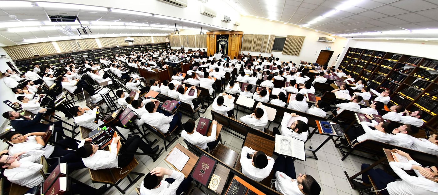 הגרי"ב שרייבר בשיחה בקריית מלך