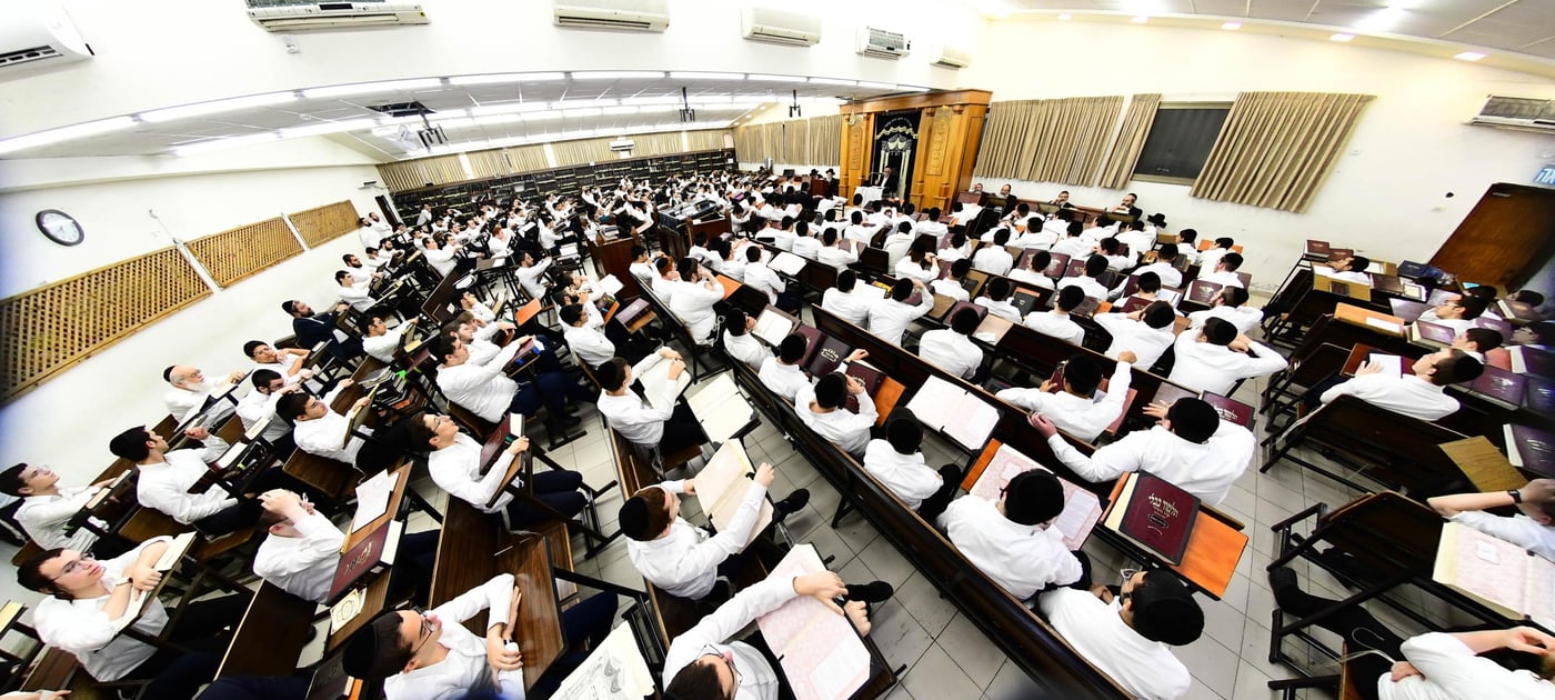 הגרי"ב שרייבר בשיחה בקריית מלך