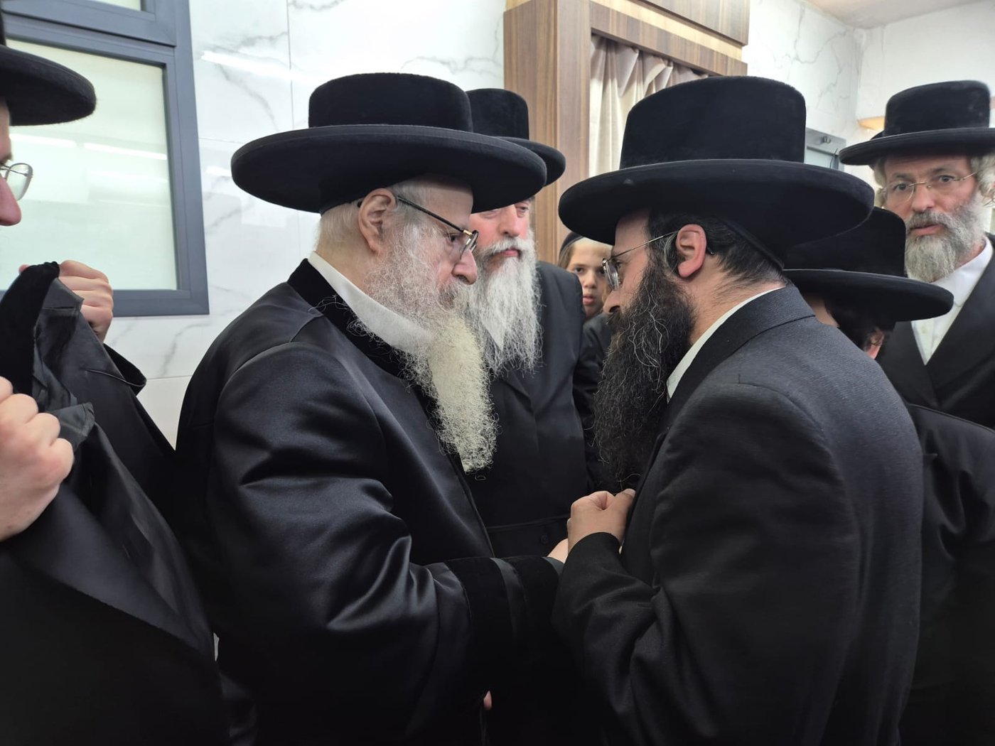 האדמו"ר מצאנז קלויזנבורג שליט"א בביקורו בארץ הקודש | צילום: באדיבות המצלם