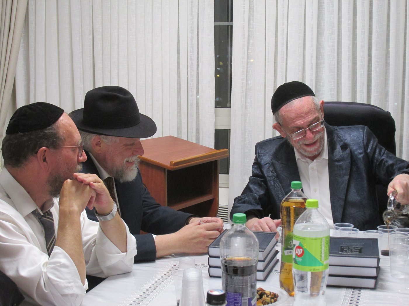 השקת ספרו של הרב שרייבר
