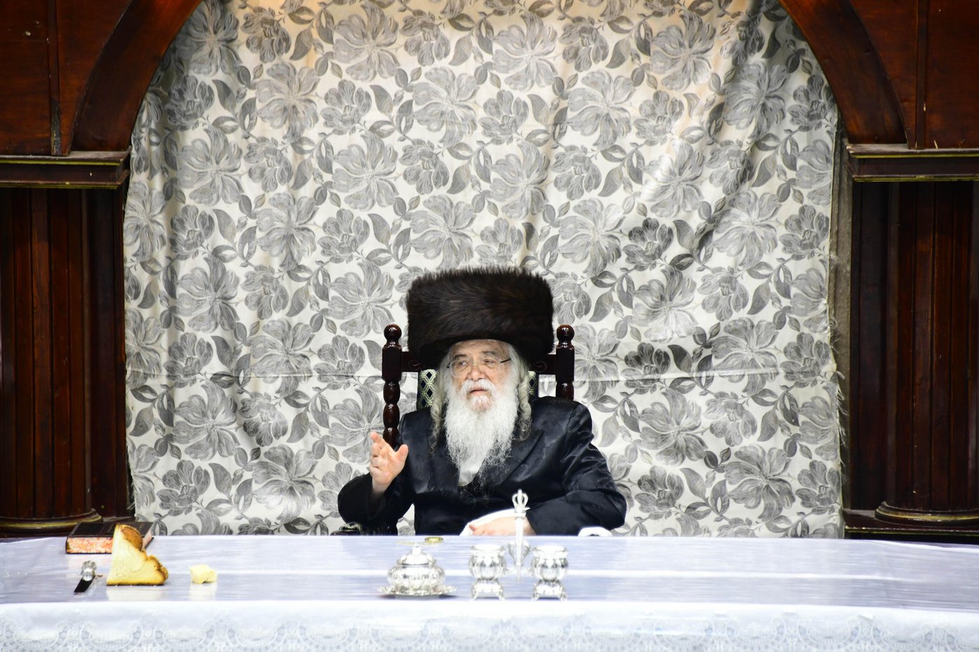 מוצאי ראש השנה בחצר דאראג • צילום: שוקי לרר