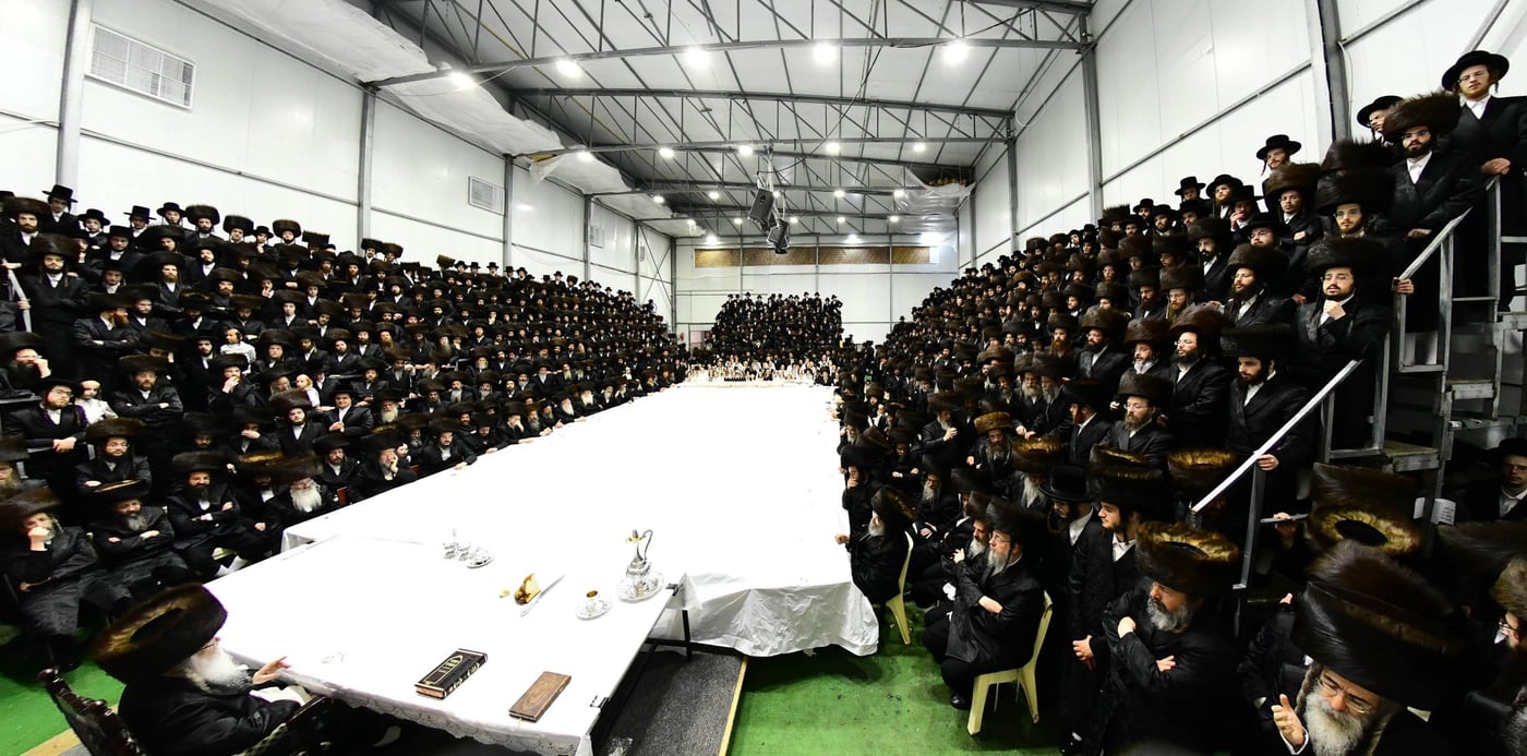 מוצאי ראש השנה בחצר דאראג • צילום: שוקי לרר