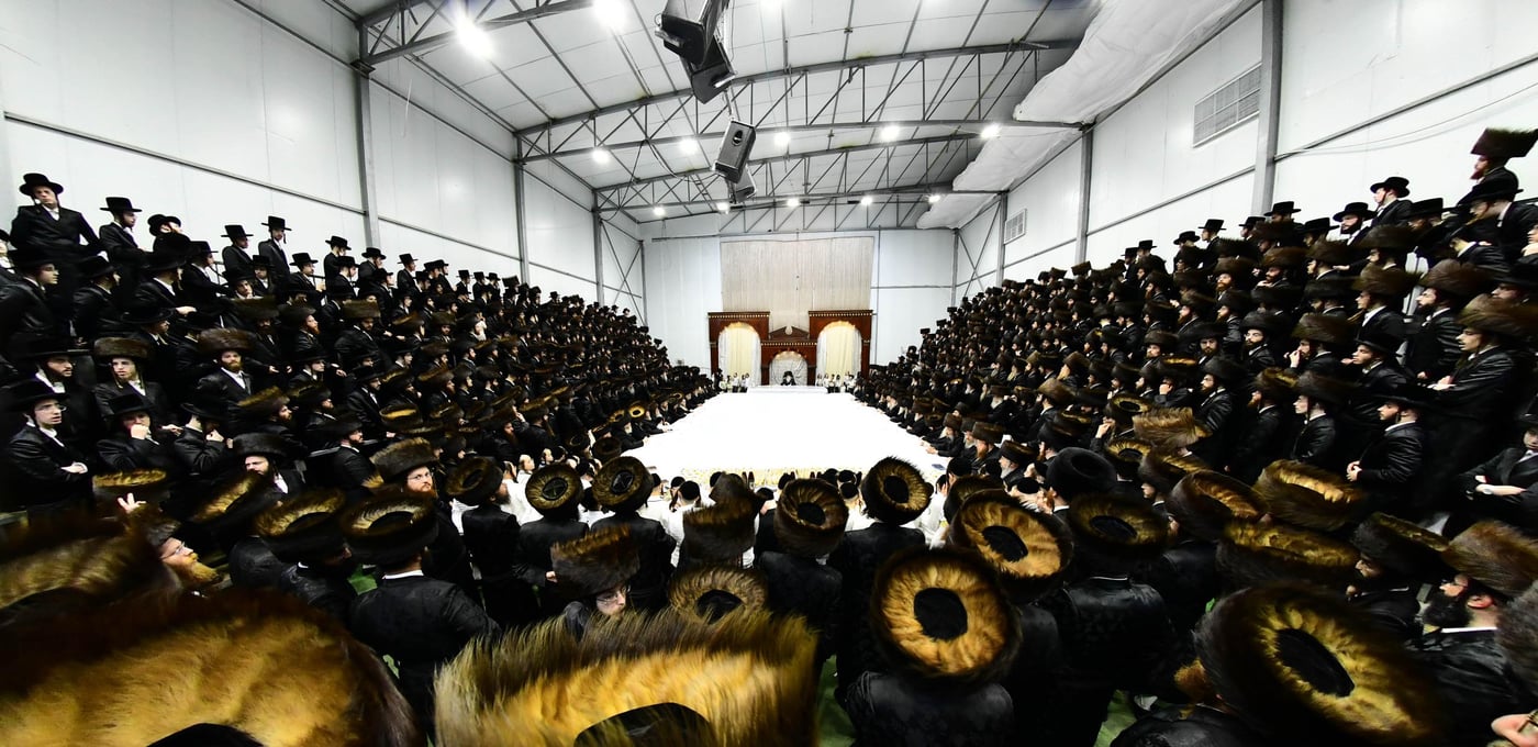 מוצאי ראש השנה בחצר דאראג • צילום: שוקי לרר