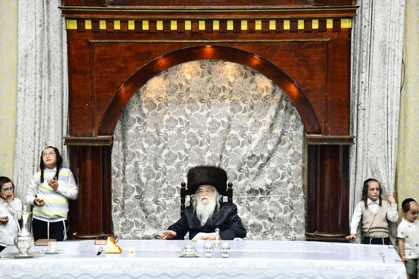 מוצאי ראש השנה בחצר דאראג • צילום: שוקי לרר