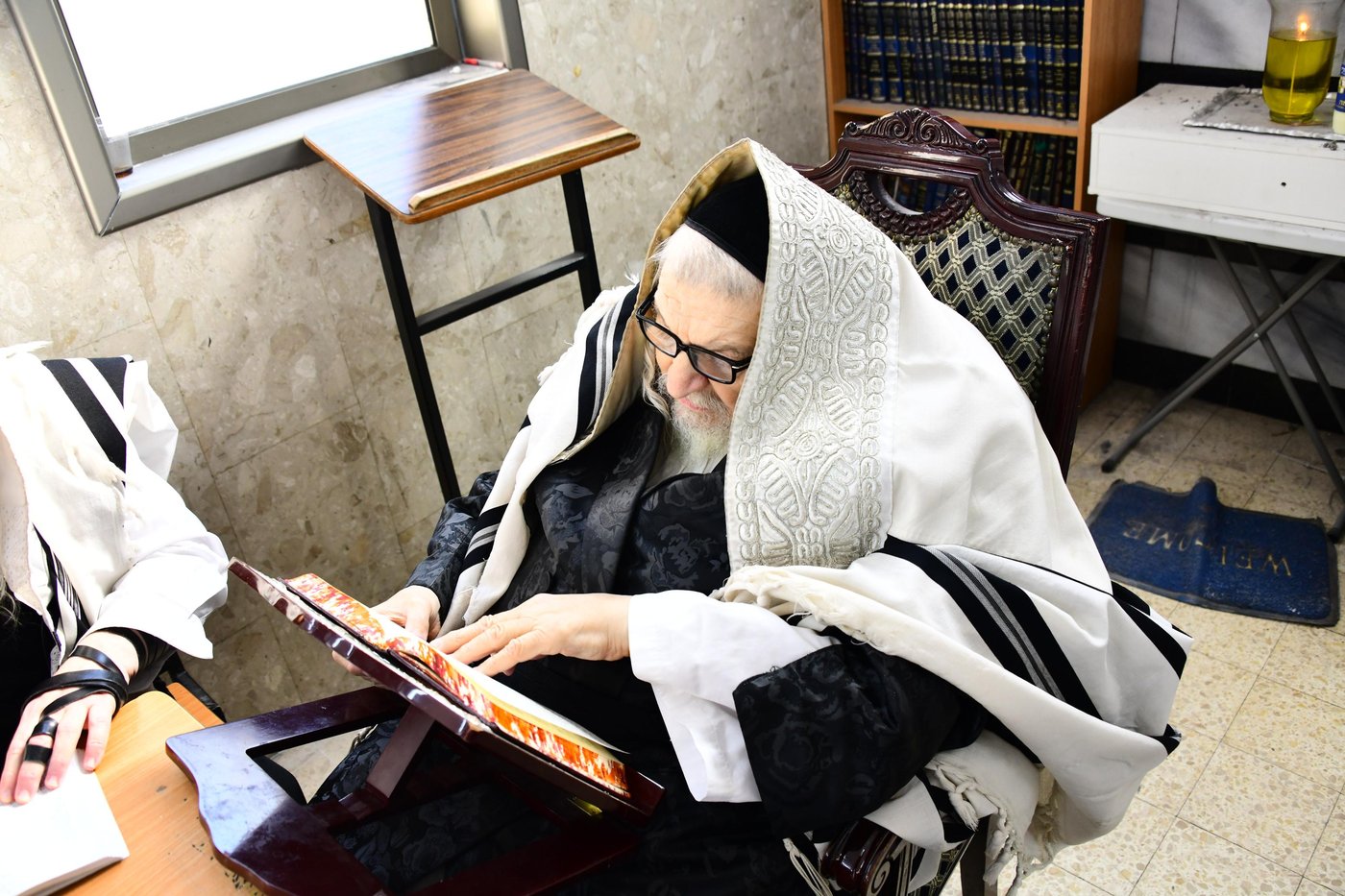האדמו"ר מטעמשוואר שליט"א בהתרת נדרים
