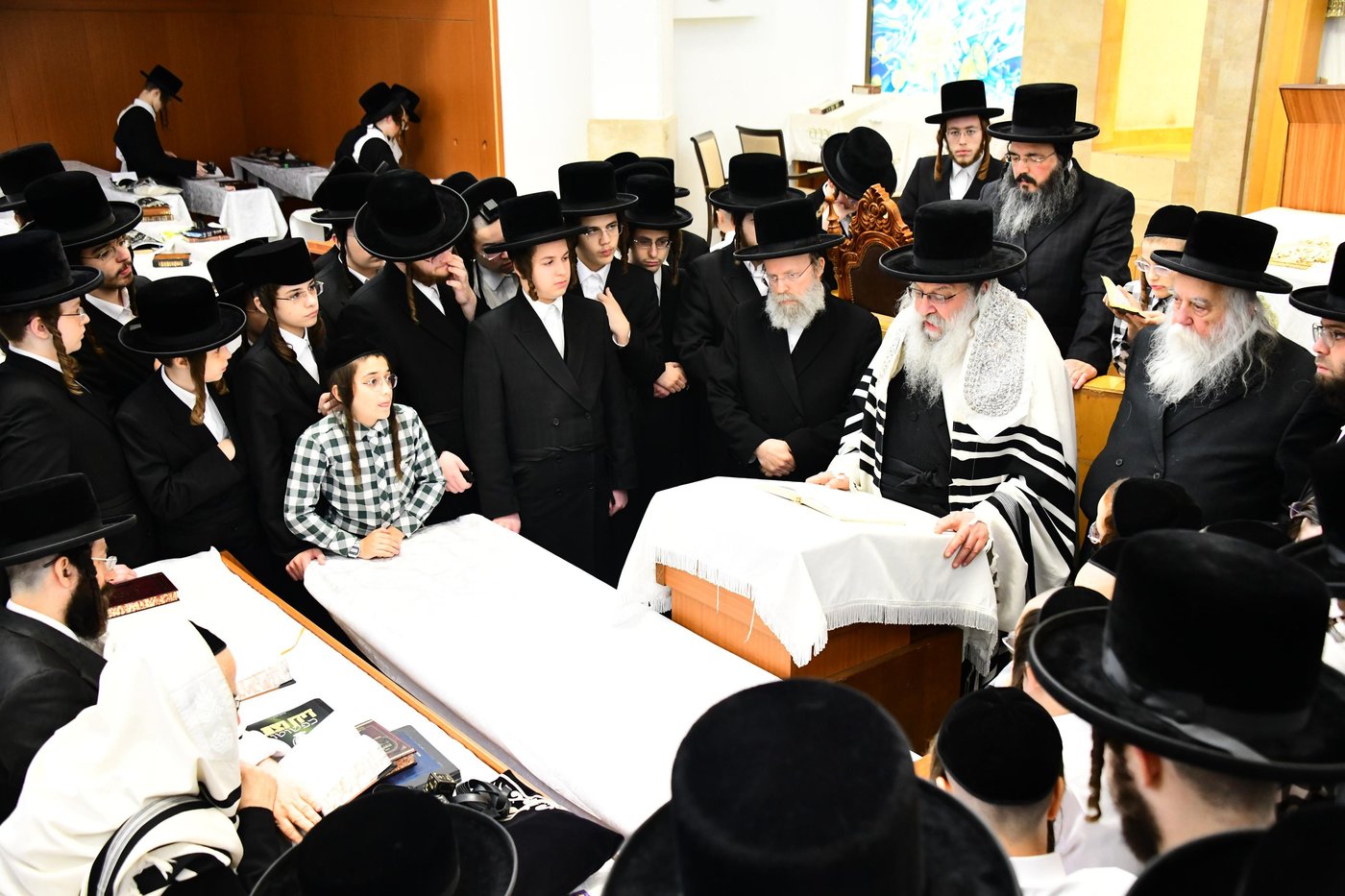 האדמו"ר מנדבורנה שליט"א בהתרת נדרים