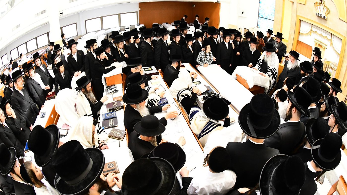 האדמו"ר מנדבורנה שליט"א בהתרת נדרים