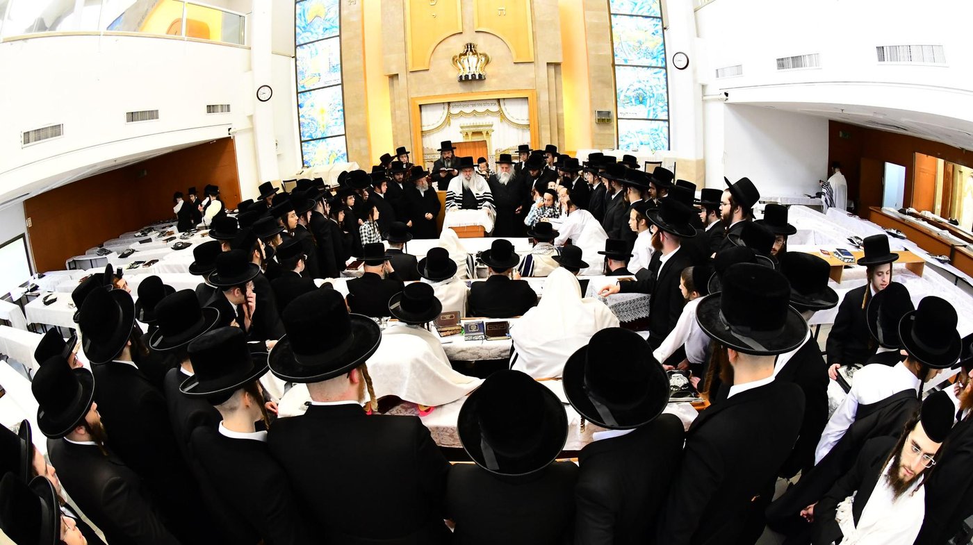 האדמו"ר מנדבורנה שליט"א בהתרת נדרים