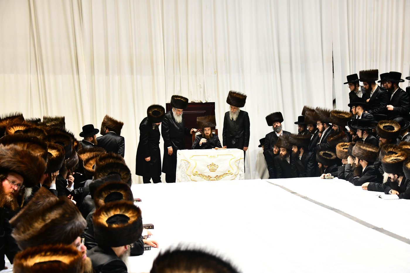 מוצאי ראש השנה בחצר סאדיגורה • צילום: שוקי לרר