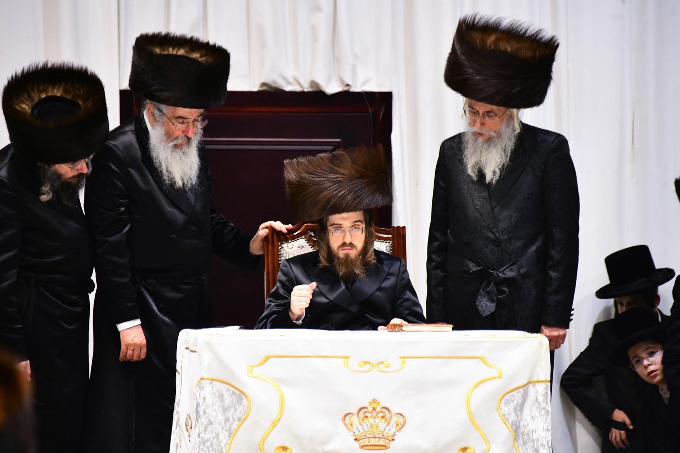 מוצאי ראש השנה בחצר סאדיגורה • צילום: שוקי לרר