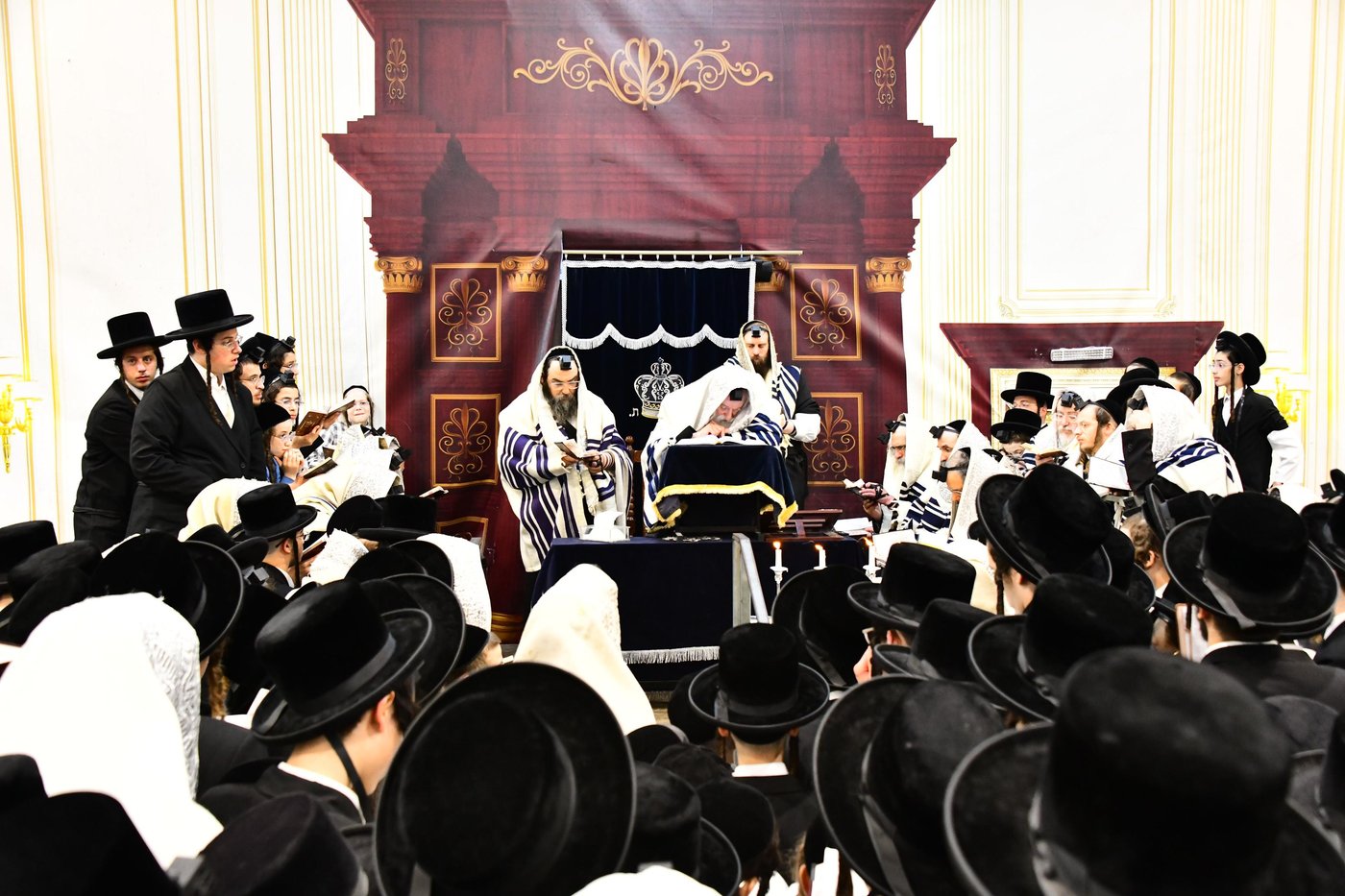 האדמו"ר ממחנובקא בעלזא שליט"א בהתרת נדרים