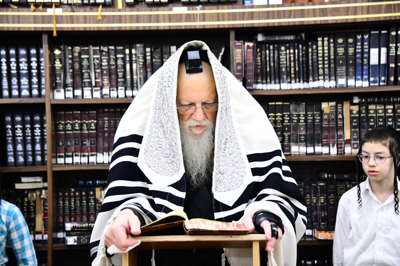 האדמו"ר ממודז'יץ שליט"א בהתרת נדרים