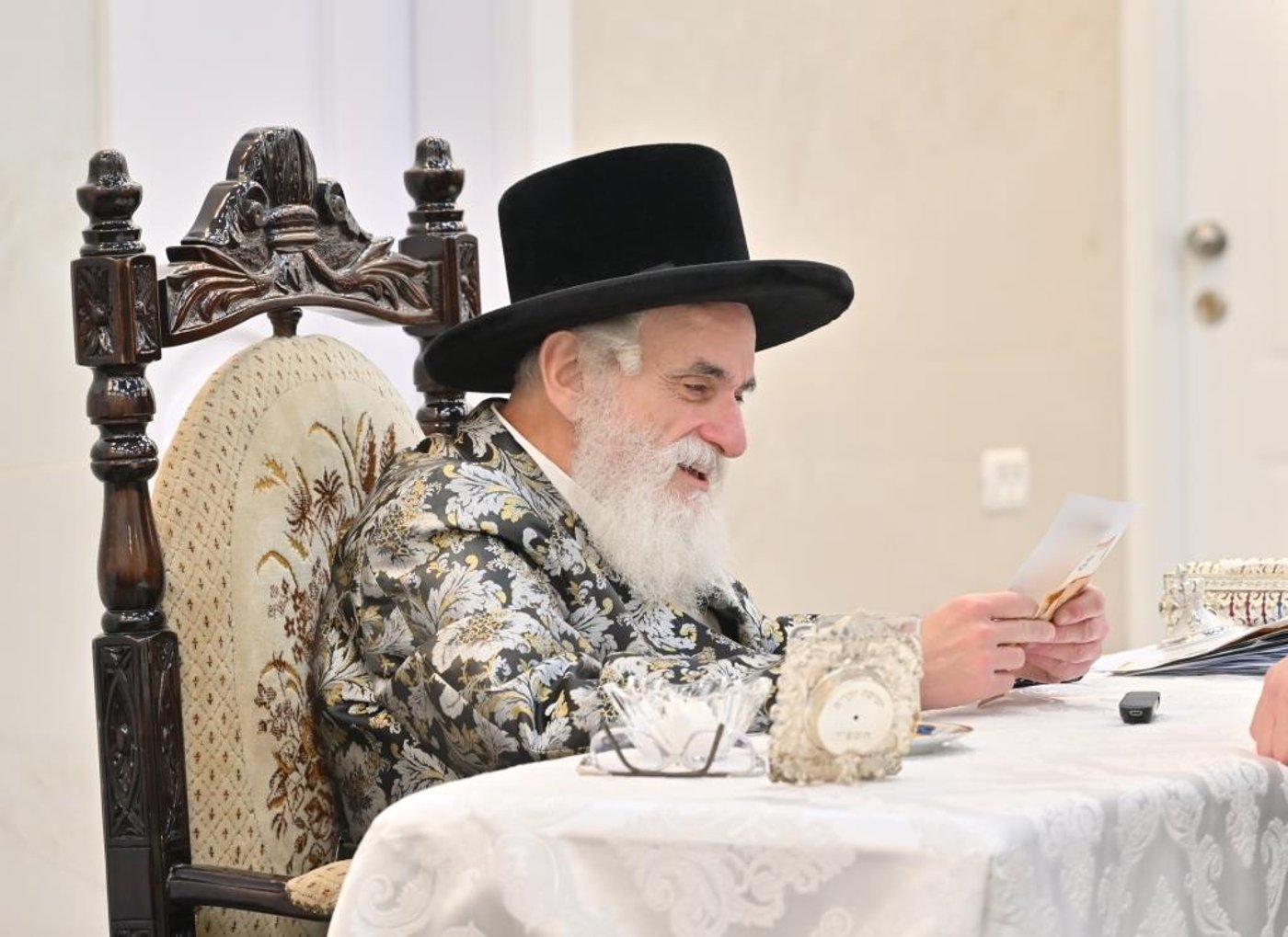 ערב ומוצאי ראש השנה בחצר ויז'ניץ | צילום: יהושע פרוכטר