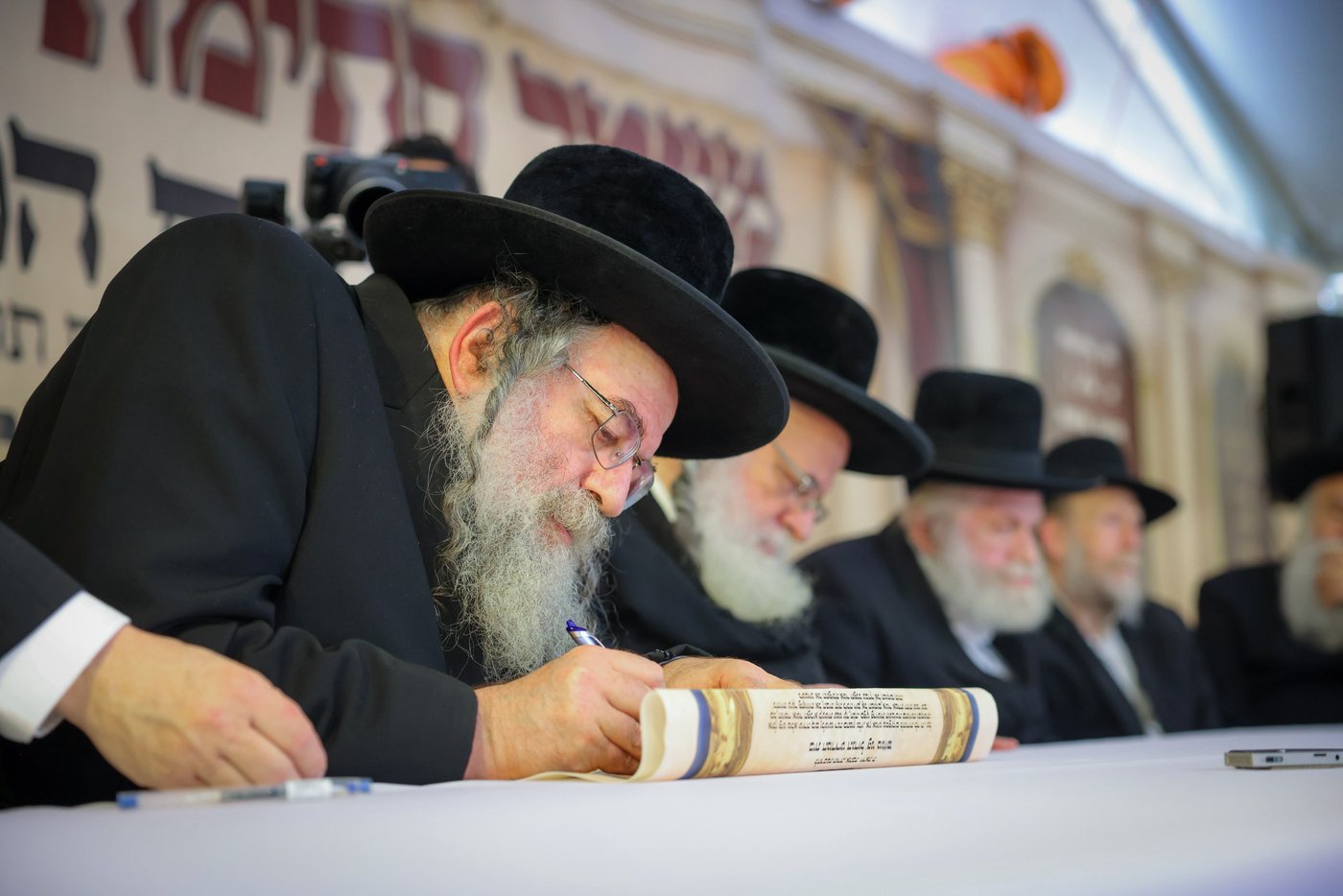 המעמד בקהילת הגאון רבי שאול אלתר