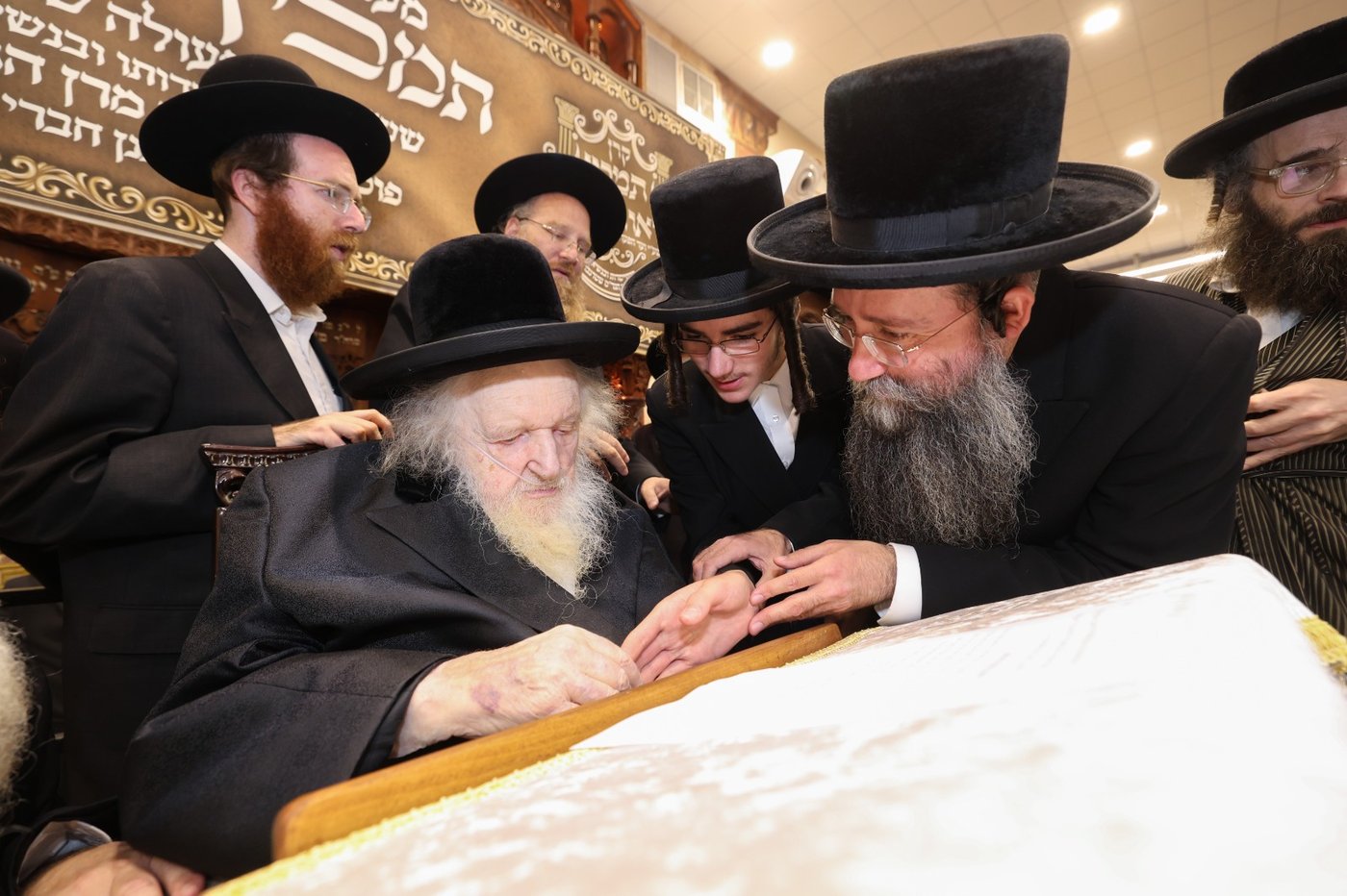 הגאון רבי משה שטרנבוך שליט"א בדרשת שבת שובה