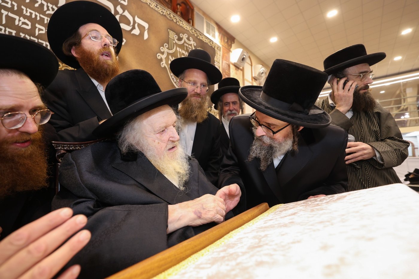 הגאון רבי משה שטרנבוך שליט"א בדרשת שבת שובה