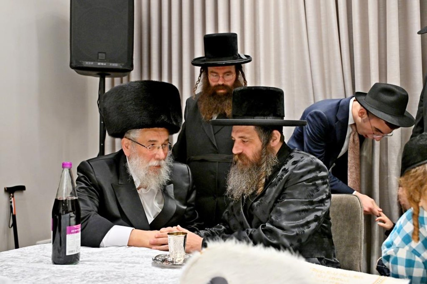 הכנסת ספר תורה באשדוד | צילום: יהושע פרוכטר