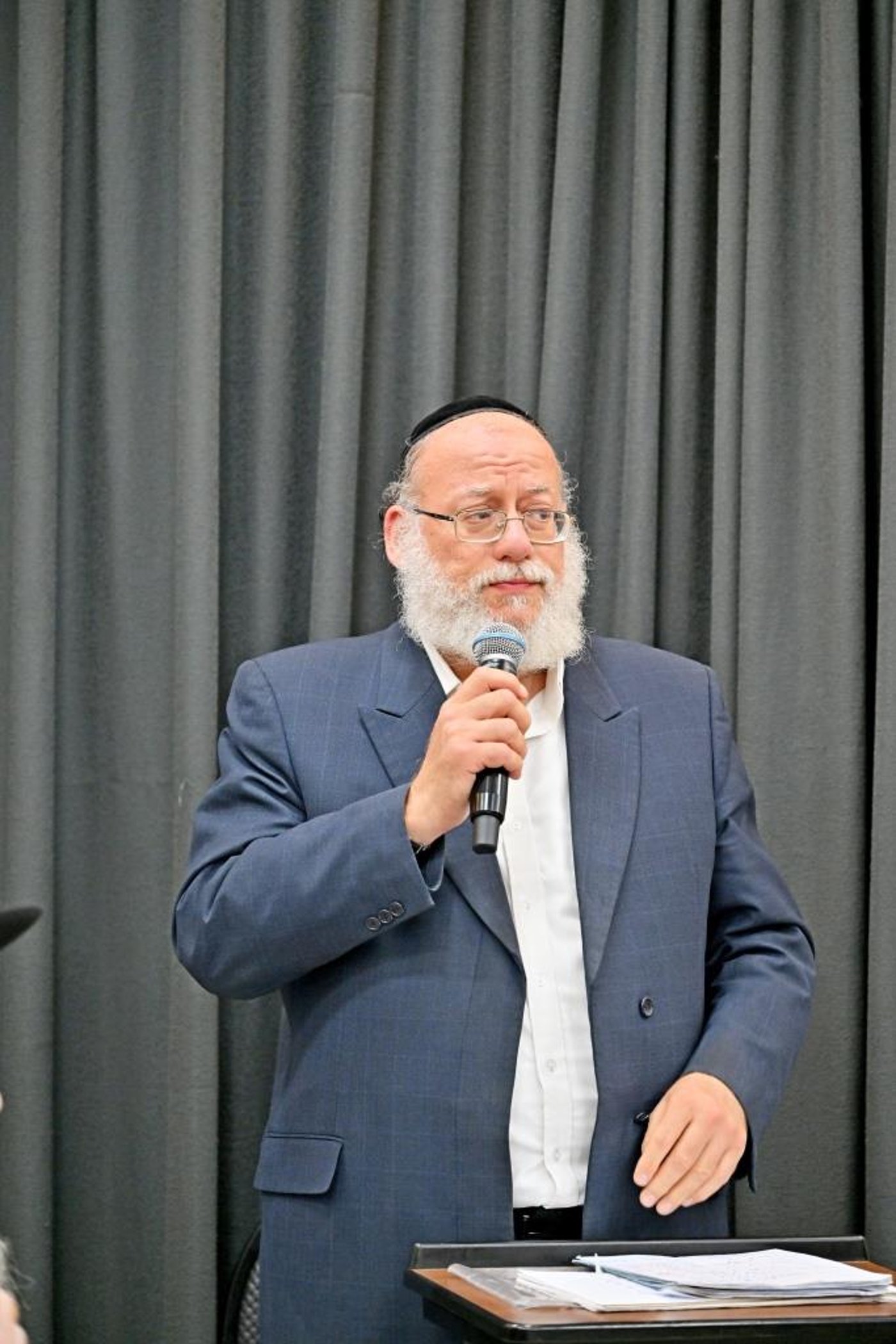 הכנסת ספר תורה באשדוד | צילום: יהושע פרוכטר