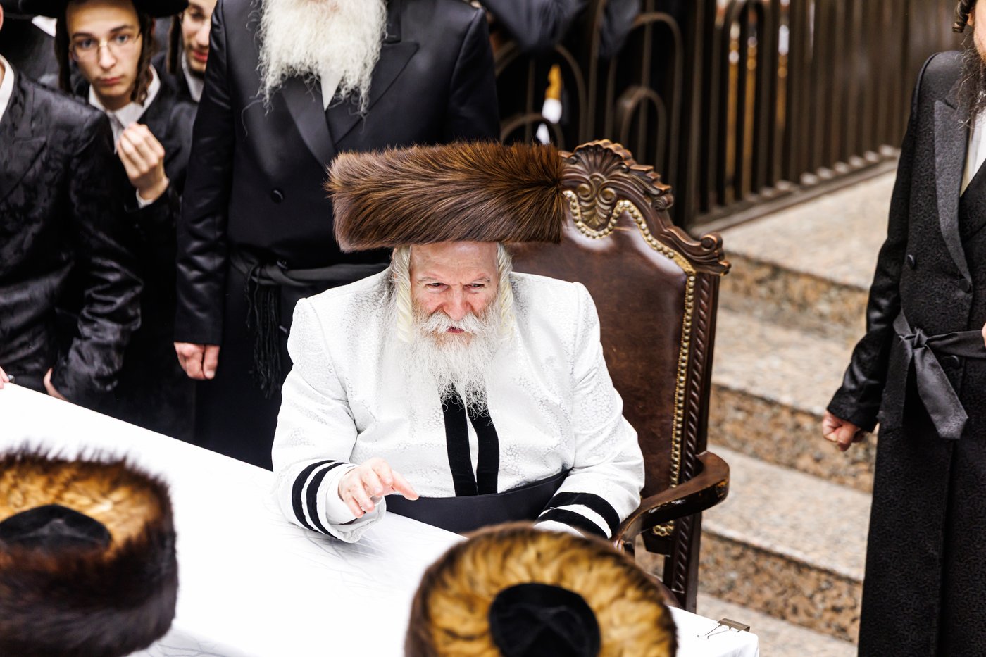 ערב ומוצאי ראש השנה בחצר הקודש באבוב