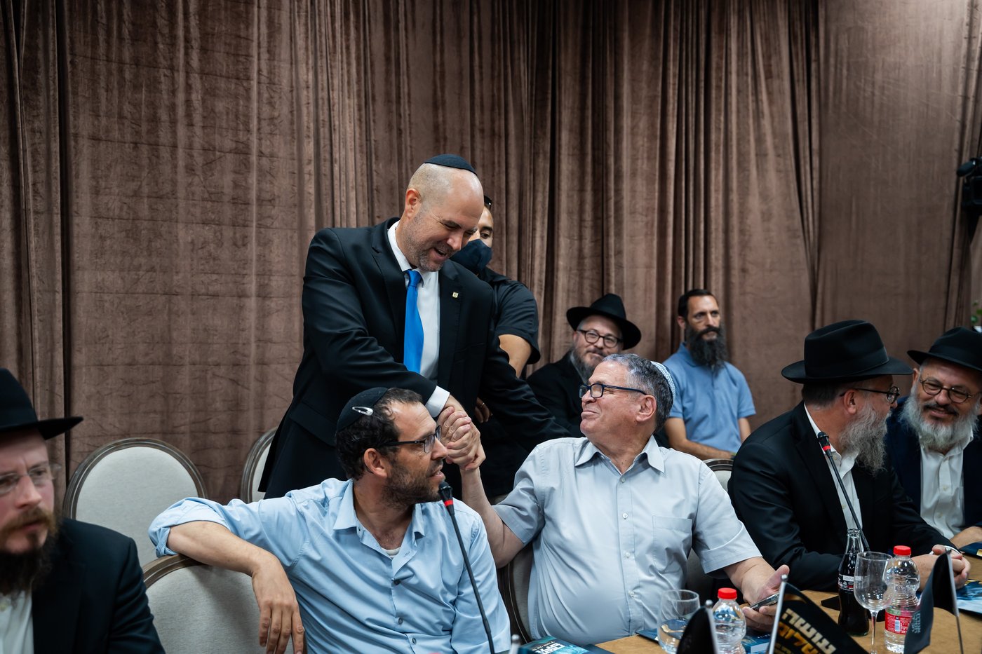 אירוע השקת הספר "עושה שלום" | צילום: מנדי טויטו