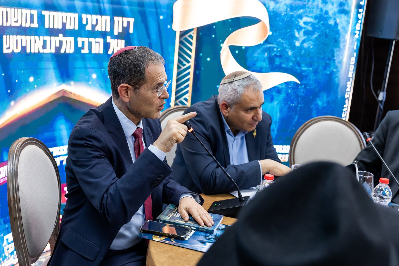 אירוע השקת הספר "עושה שלום" | צילום: מנדי טויטו