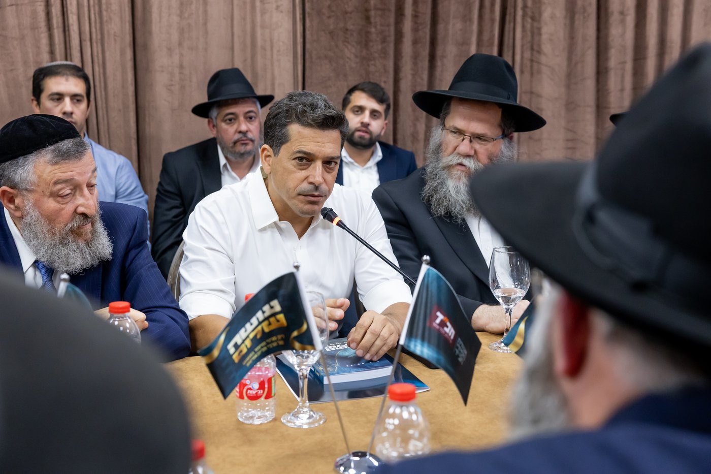 אירוע השקת הספר "עושה שלום" | צילום: מנדי טויטו