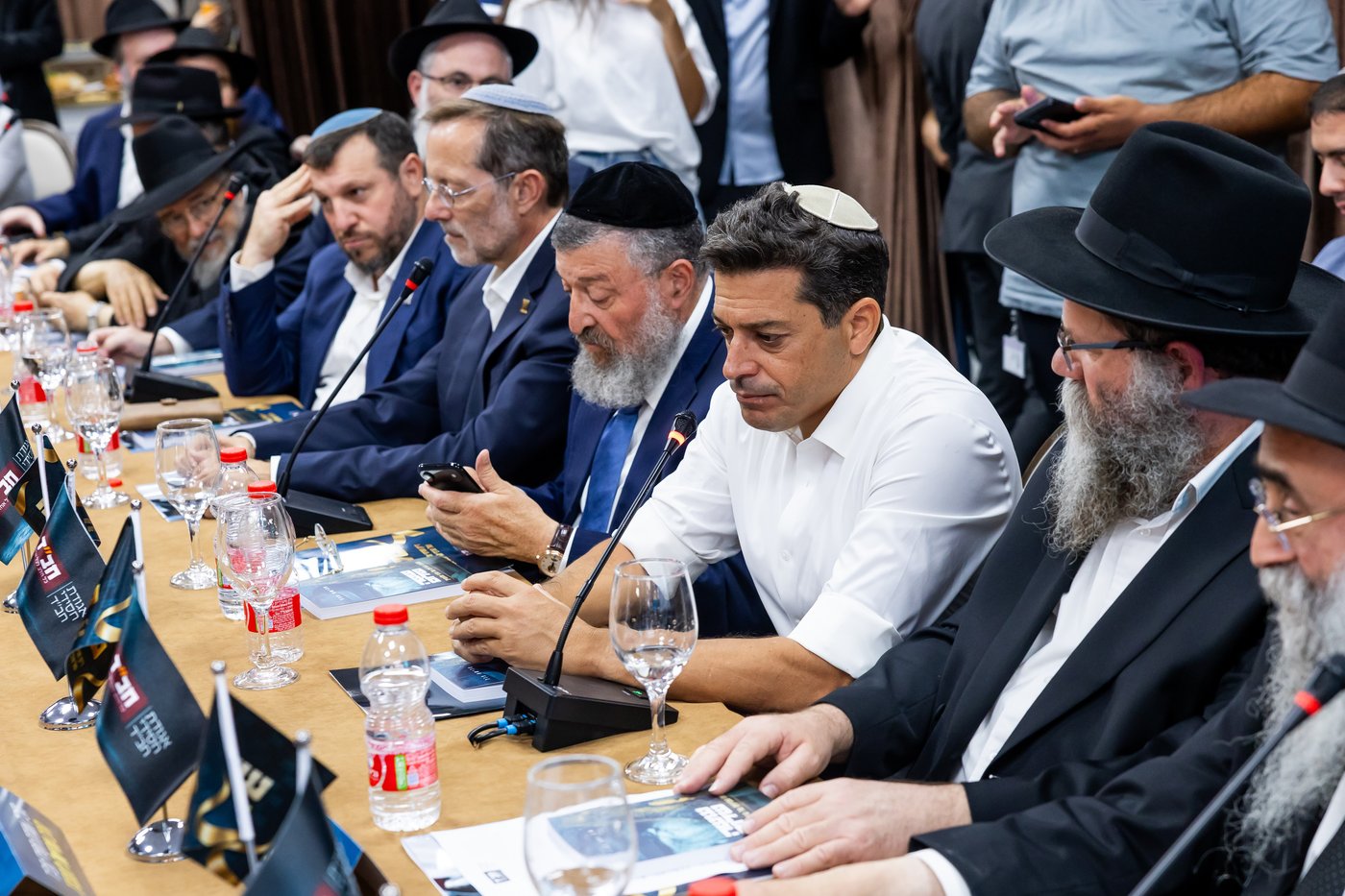 אירוע השקת הספר "עושה שלום" | צילום: מנדי טויטו