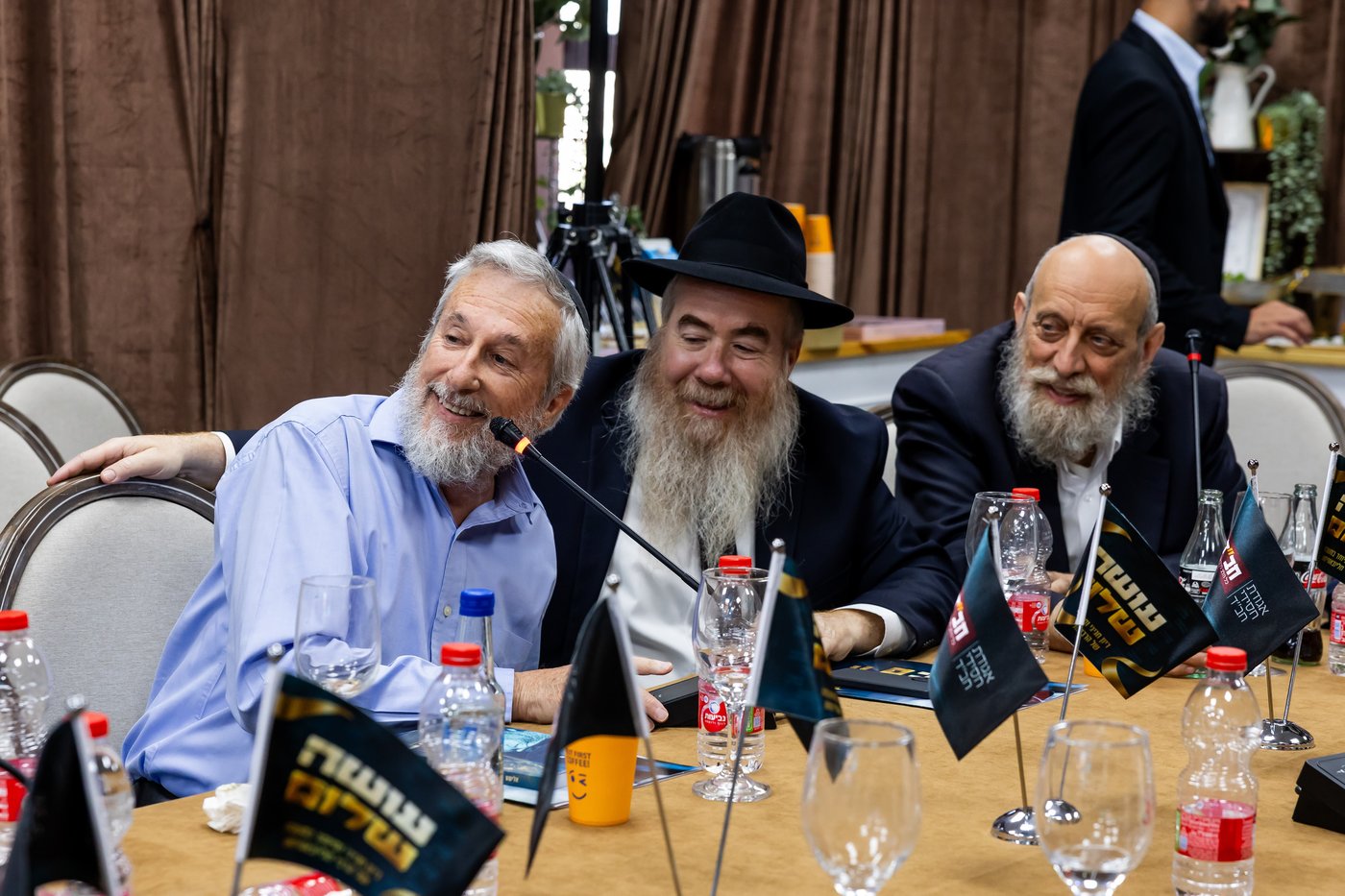 אירוע השקת הספר "עושה שלום" | צילום: מנדי טויטו