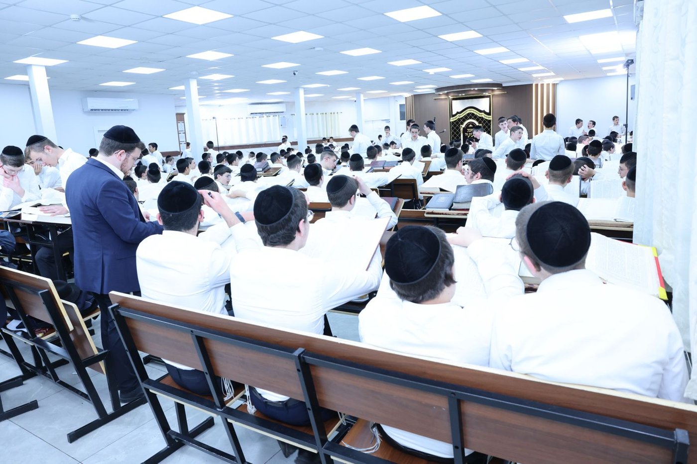 הגר"ש שטיינמן בישיבת ברכת שמואל | צילום: באדיבות המצלם
