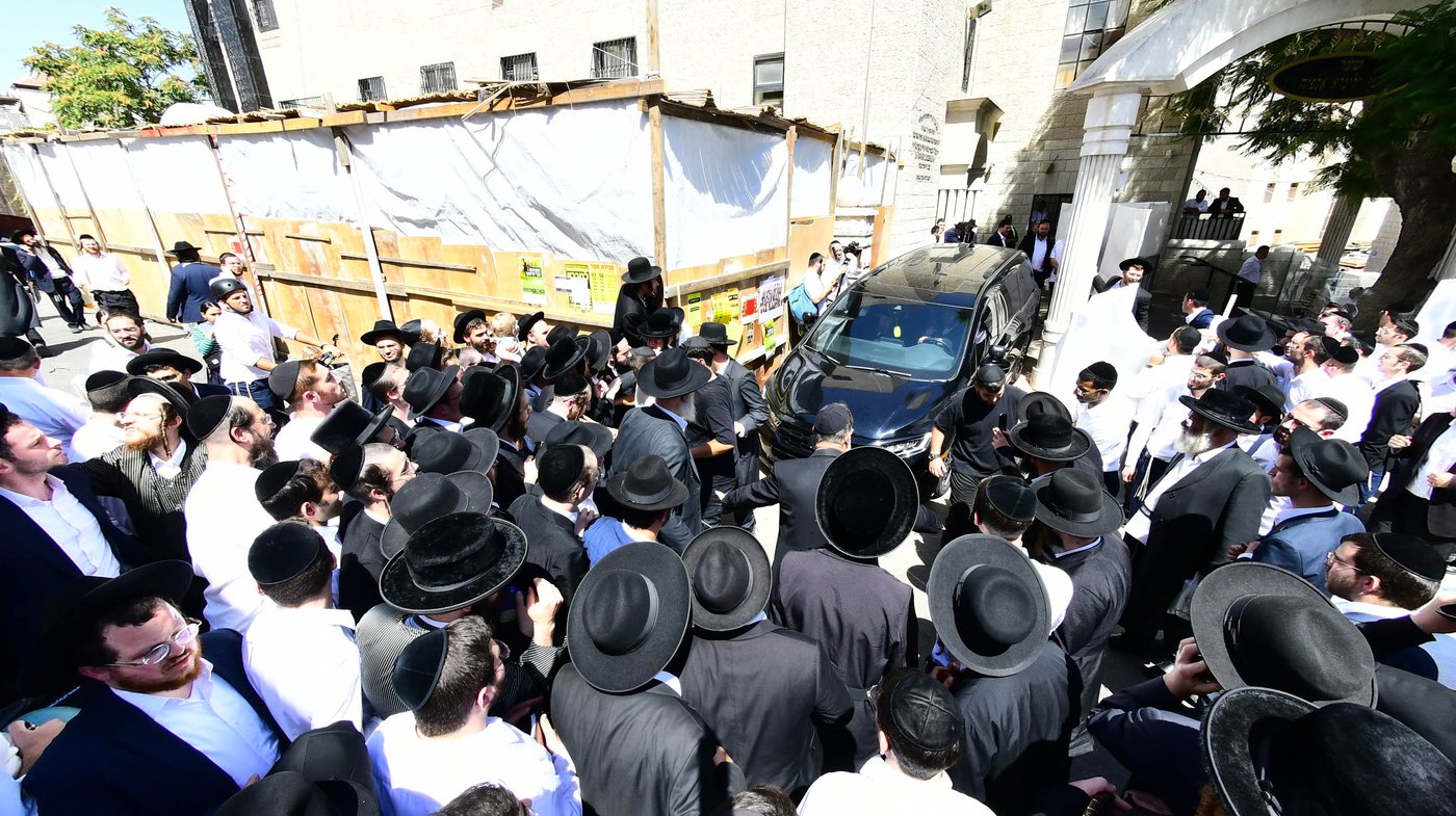 ראש הישיבה הגאון רבי דוב לנדו שליט"א בישיבת מיר | צילום: שוקי לרר