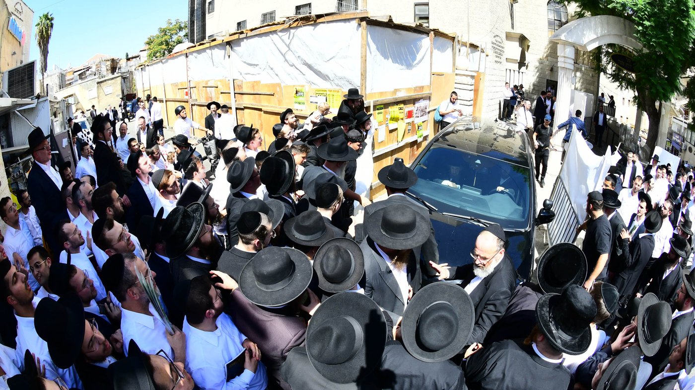 ראש הישיבה הגאון רבי דוב לנדו שליט"א בישיבת מיר | צילום: שוקי לרר