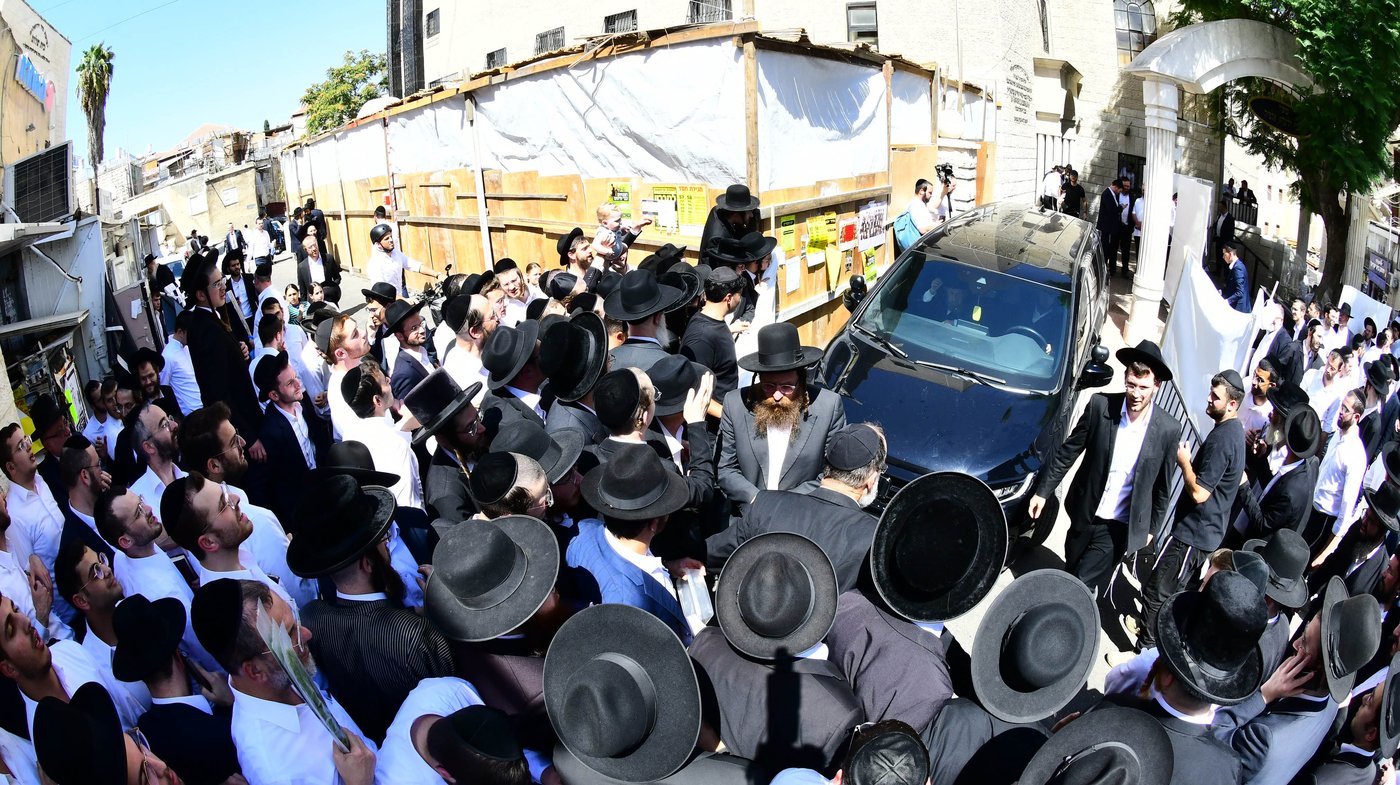 ראש הישיבה הגאון רבי דוב לנדו שליט"א בישיבת מיר | צילום: שוקי לרר
