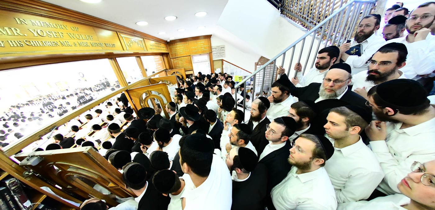 ראש הישיבה הגאון רבי דוב לנדו שליט"א בישיבת מיר | צילום: שוקי לרר