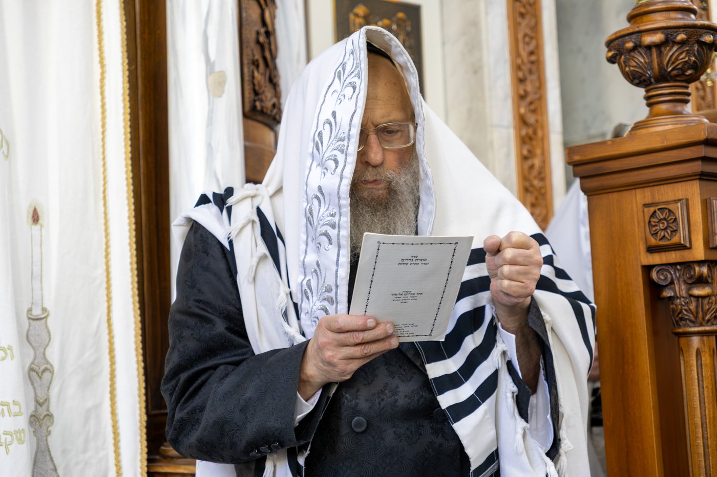 ראש השנה בחצר פינסק קרלין | צילום: א.פ.ק.