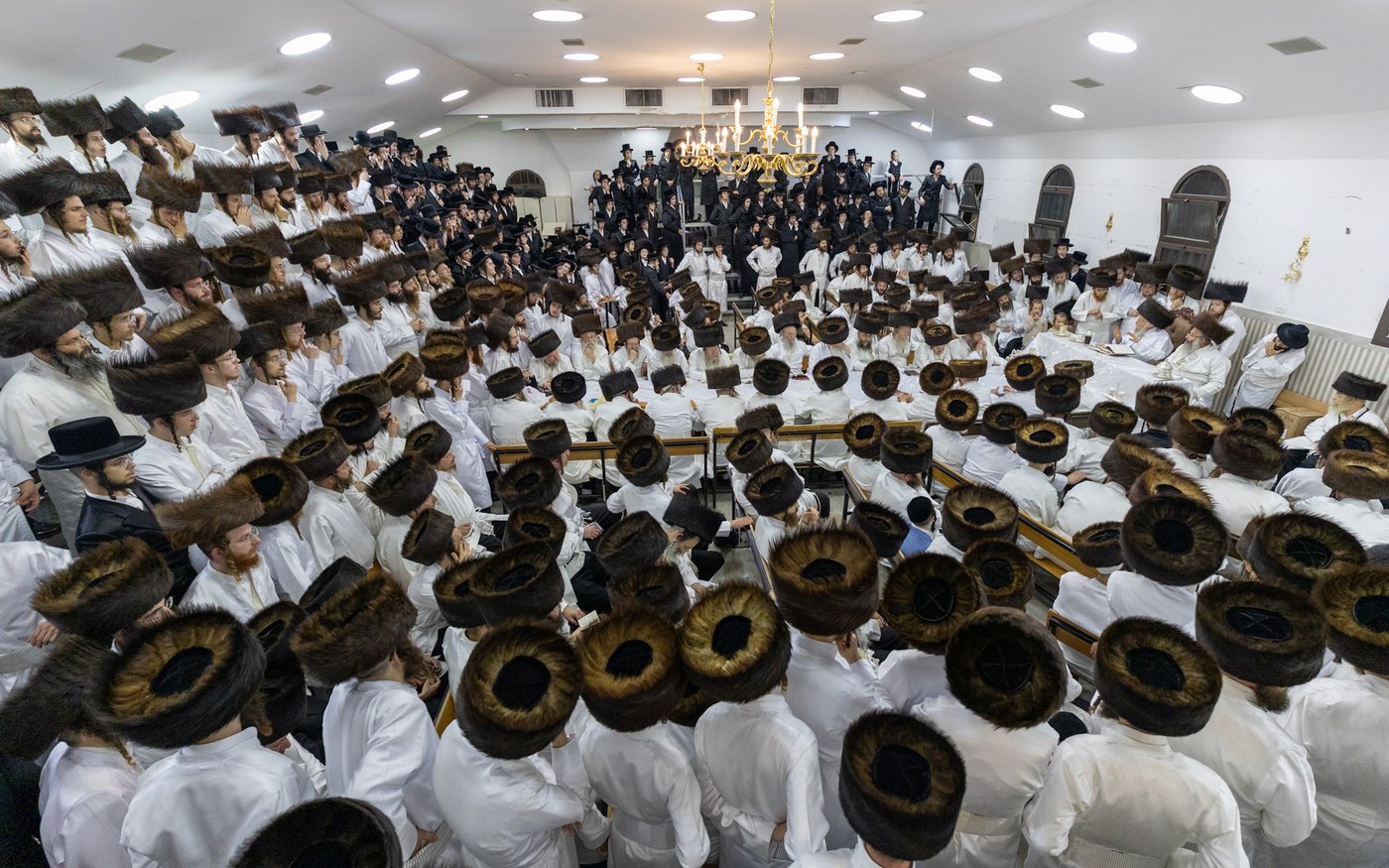 ראש השנה בחצר פינסק קרלין | צילום: א.פ.ק.