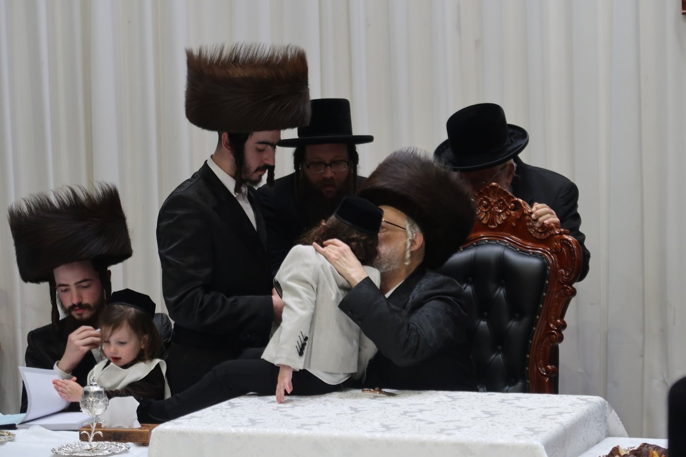 שמחת החלאקה לניני האדמו"ר מסערט ויז'ניץ שליט"א