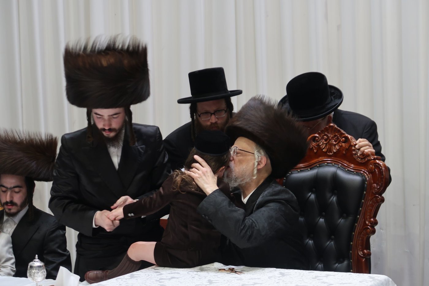 שמחת החלאקה לניני האדמו"ר מסערט ויז'ניץ שליט"א