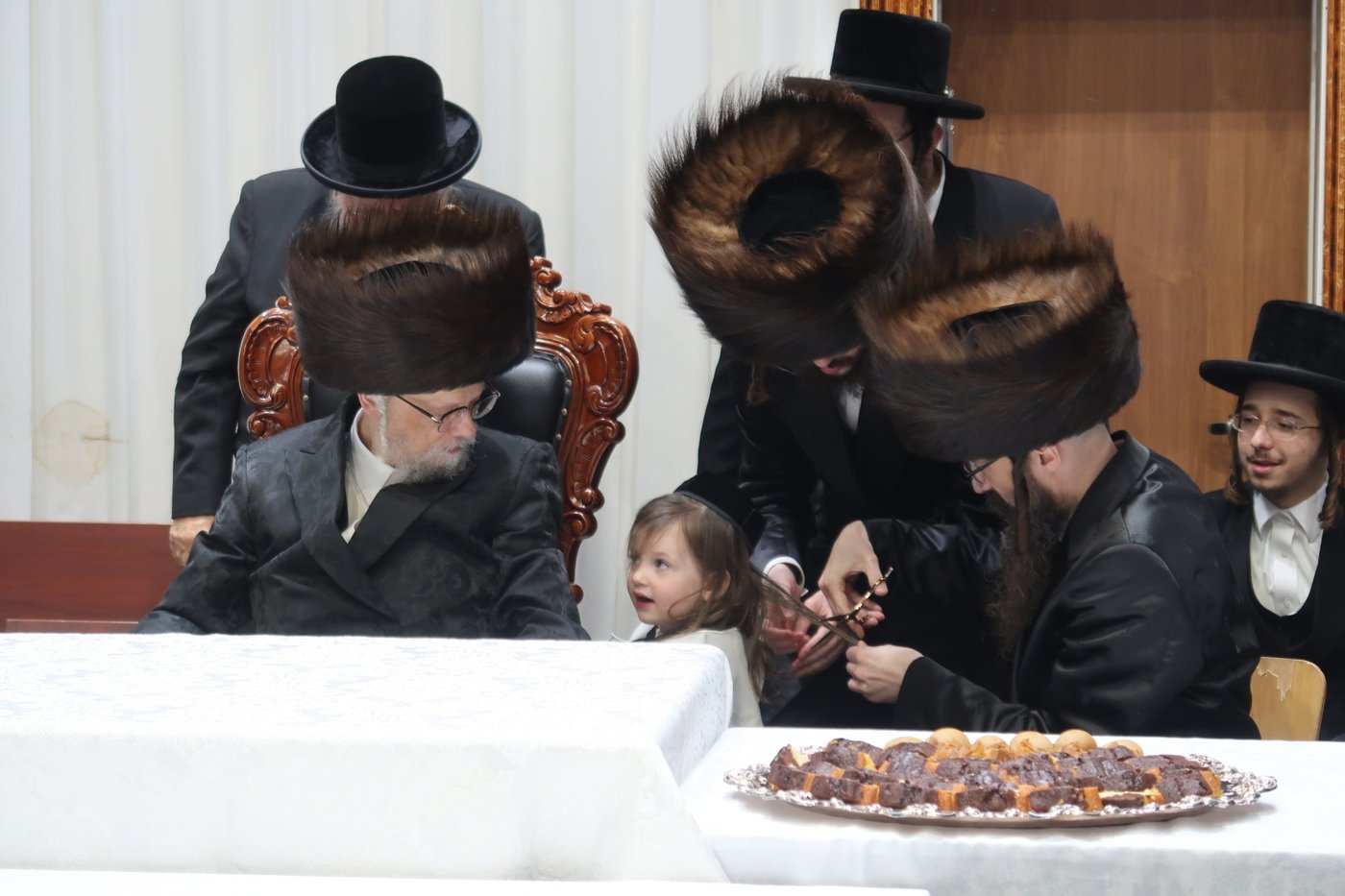 שמחת החלאקה לניני האדמו"ר מסערט ויז'ניץ שליט"א