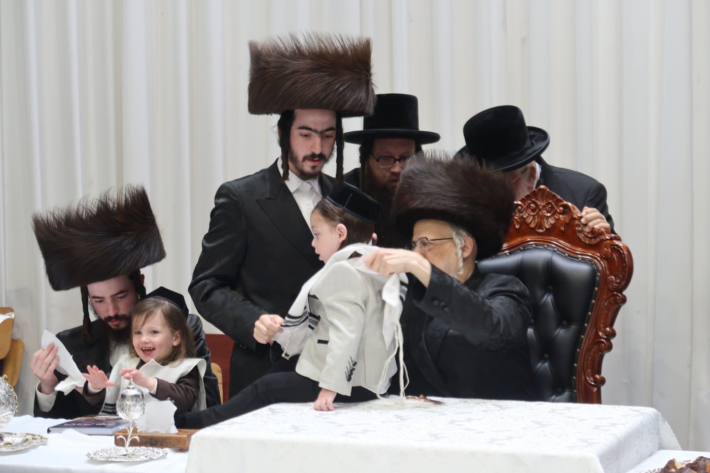 שמחת החלאקה לניני האדמו"ר מסערט ויז'ניץ שליט"א