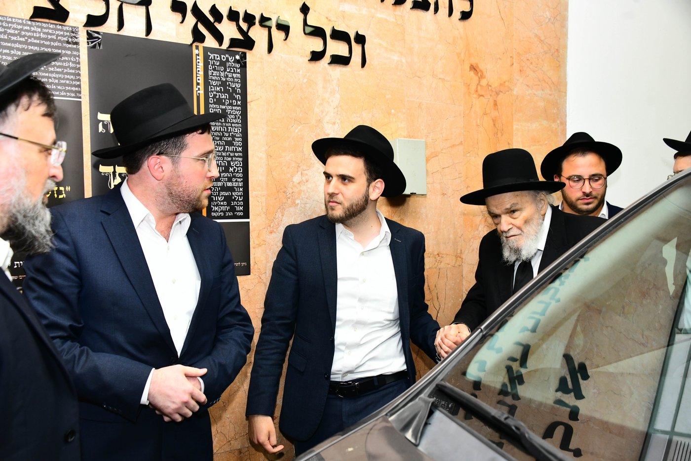 הגאון רבי משה הלל הירש שליט"א בישיבת מיר בברכפלד