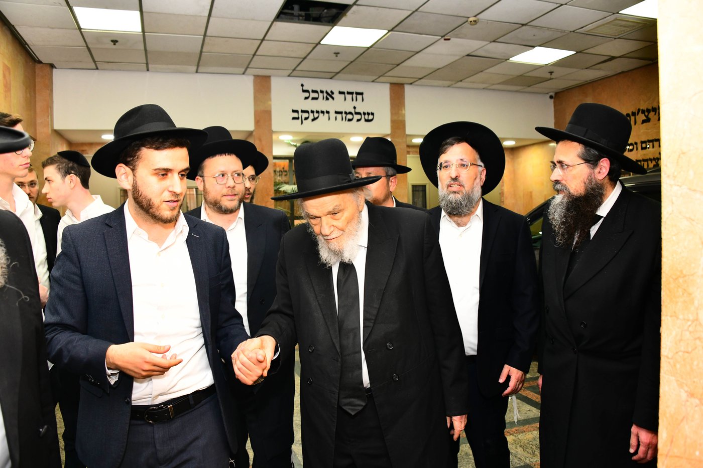 הגאון רבי משה הלל הירש שליט"א בישיבת מיר בברכפלד