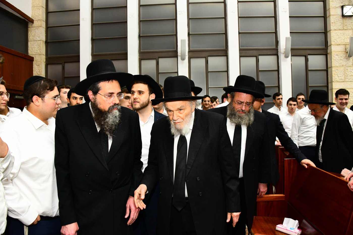 הגאון רבי משה הלל הירש שליט"א בישיבת מיר בברכפלד