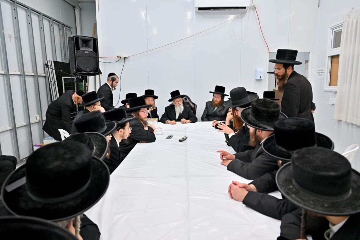 הגאון רבי יעקב מאיר שטרן שליט"א בבית המדרש ספינקא בבית שמש