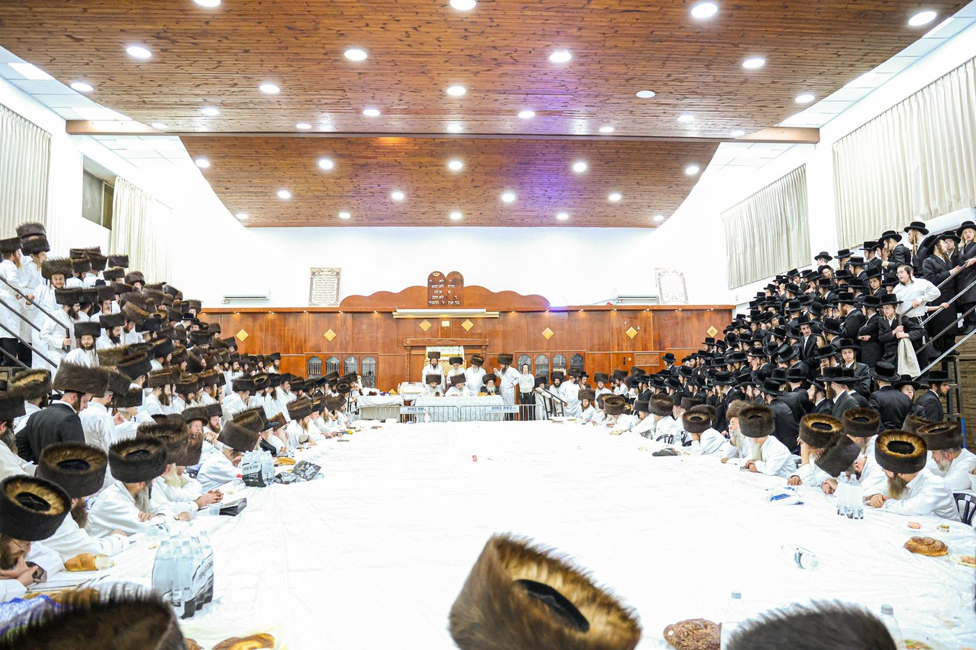 מוצאי ראש השנה בחצר הקודש לעלוב