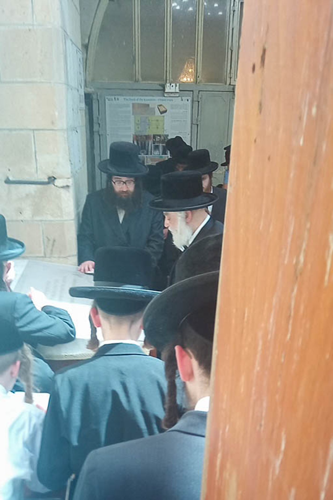 האדמו"ר מויז'ניץ ירושלים שליט"א בביקורו בארץ הקודש