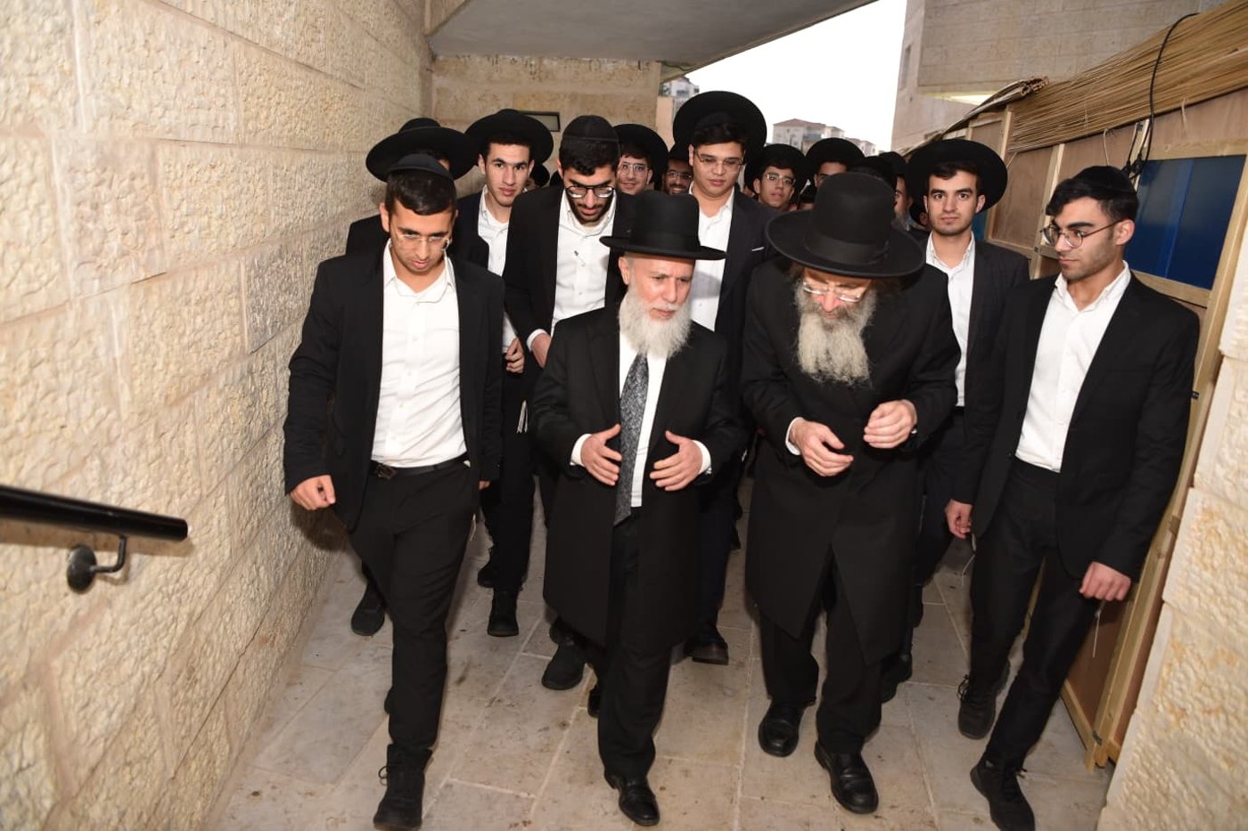 הגאון רבי בנימין פינקל שליט"א בישיבת אבני נזר