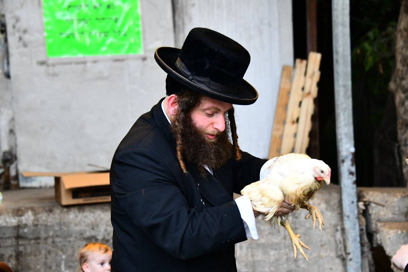 מנהג כפרות בבני ברק