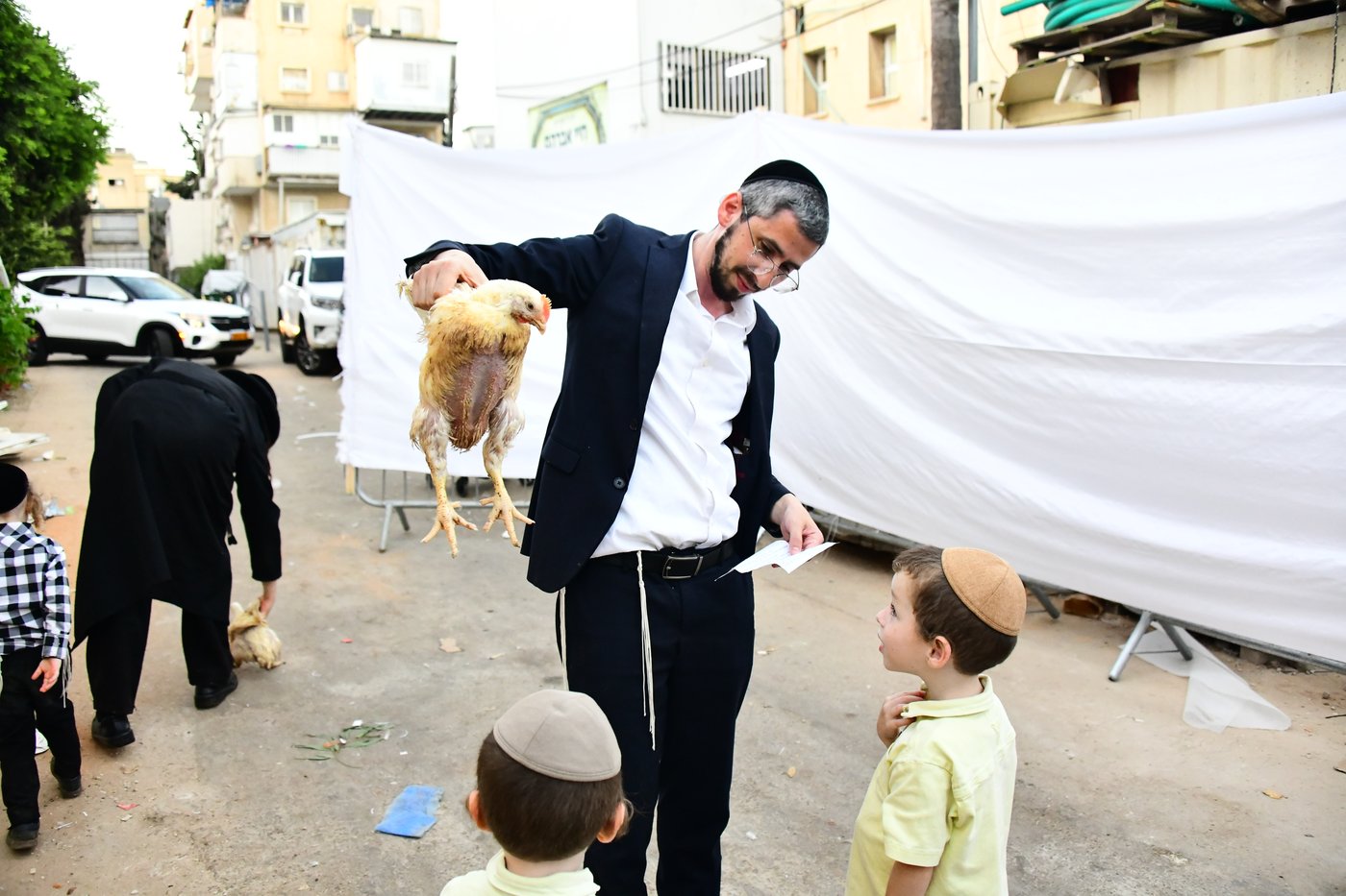 מנהג כפרות בבני ברק