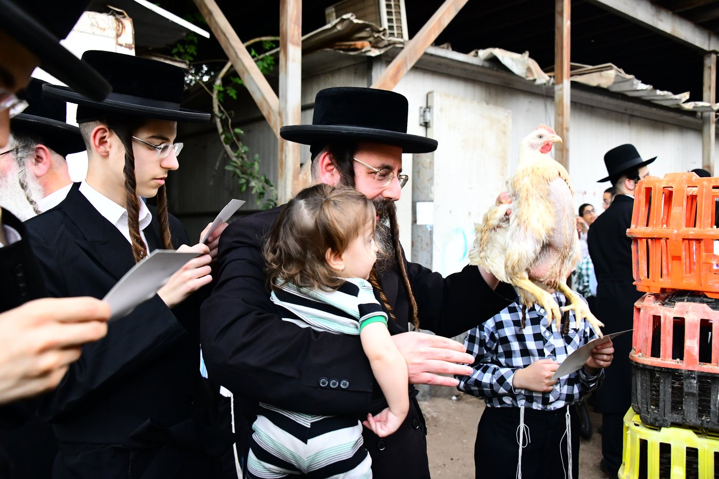מנהג כפרות בבני ברק