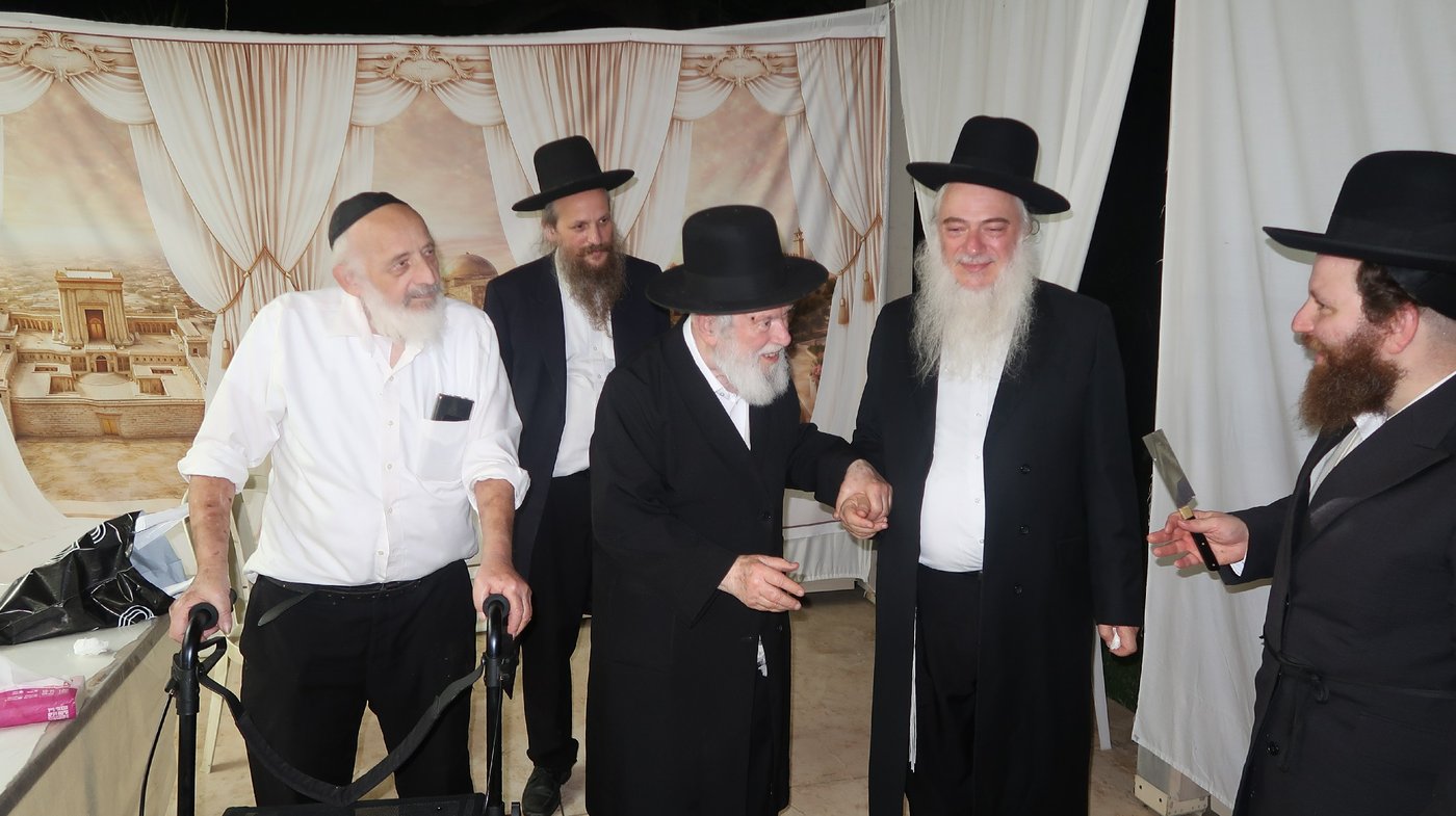 הגר"י זילברשטיין שליט"א במנהג כפרות